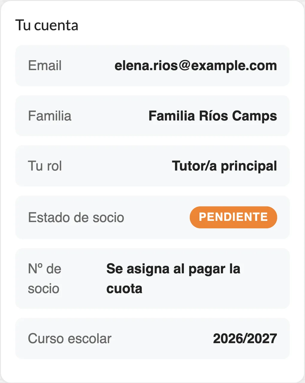 Ficha de la cuenta dentro de la App: el correo de acceso, la familia a la que pertenece, el rol de tutor principal, el estado de socio y el número de socio, que se asigna al pagar la cuota.